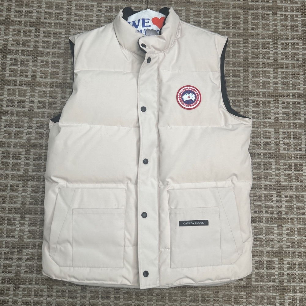 Canada Goose Puffer Vest XL(Fits like L)